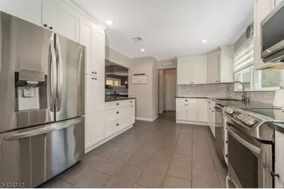 17 Partridge Run, Washington Township, NJ 07882 - Photo 10