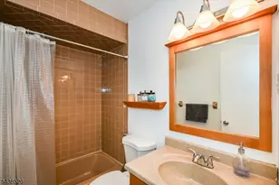 532 2nd St, Carlstadt, NJ 07072 - Photo 18