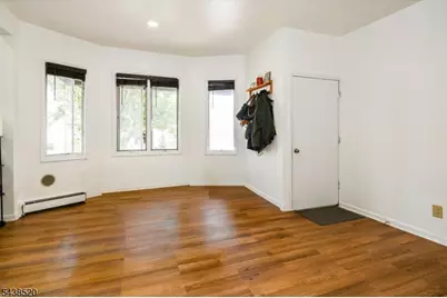 532 2nd  St, Carlstadt, NJ 07072 - Photo 26