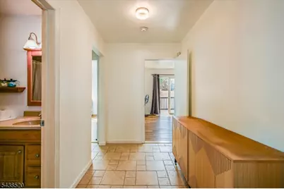 532 2nd  St, Carlstadt, NJ 07072 - Photo 12