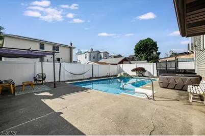532 2nd  St, Carlstadt, NJ 07072 - Photo 38