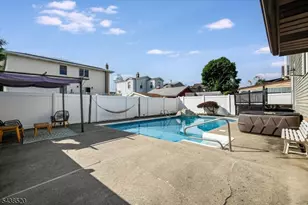 532 2nd St, Carlstadt, NJ 07072 - Photo 38
