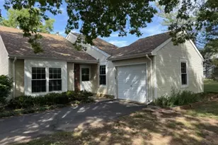 123 Winchester Way, Franklin Township, NJ 08873 - Photo 2