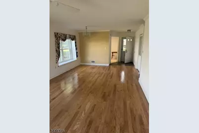 123 Winchester Way, Franklin Township, NJ 08873 - Photo 4