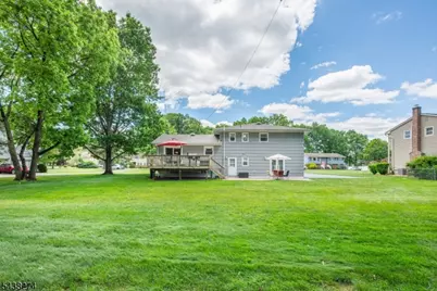 21 Whitegate Rd, Roxbury Township, NJ 07876 - Photo 38
