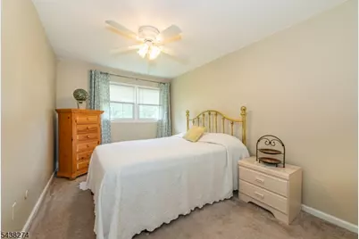 21 Whitegate Rd, Roxbury Township, NJ 07876 - Photo 22