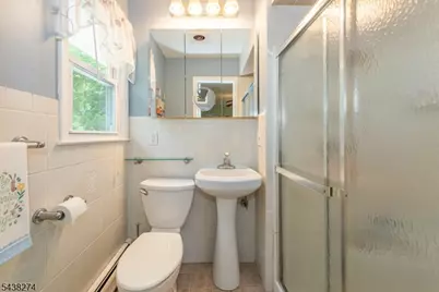 21 Whitegate Rd, Roxbury Township, NJ 07876 - Photo 32