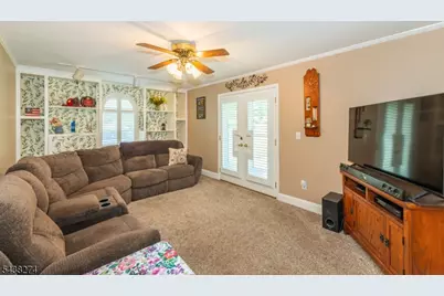 21 Whitegate Rd, Roxbury Township, NJ 07876 - Photo 14