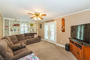 21 Whitegate Rd, Roxbury Township, NJ 07876 - Photo 14