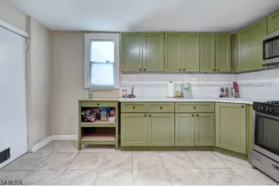 64 Norwood St, Newark, NJ 07106 - Photo 8