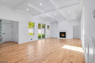 74 Hillside Ave, Livingston, NJ 07039 - Photo 10