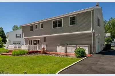37 Holmes Oval, New Providence, NJ 07974 - Photo 8