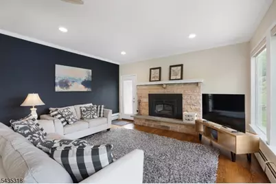 257 Hudson Ave, Hopatcong, NJ 07843 - Photo 10