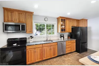 257 Hudson Ave, Hopatcong, NJ 07843 - Photo 14