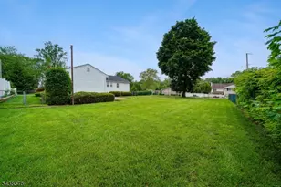 66 Berkeley Ave, Berkeley Heights Township, NJ 07922 - Photo 26