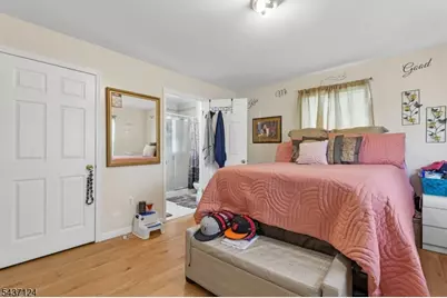 1411 Mopsick Ave, Linden, NJ 07036 - Photo 24