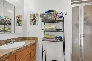 1411 Mopsick Ave, Linden, NJ 07036 - Photo 20