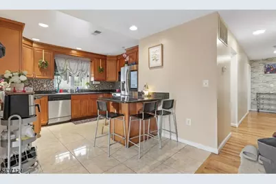 1411 Mopsick Ave, Linden, NJ 07036 - Photo 22