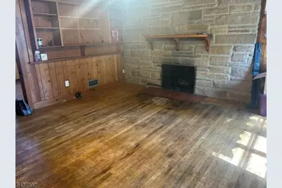 2 Christine Pl, Washington Boro, NJ 07882 - Photo 4