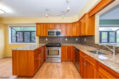 189 N Main St, Boonton Town, NJ 07005 - Photo 4