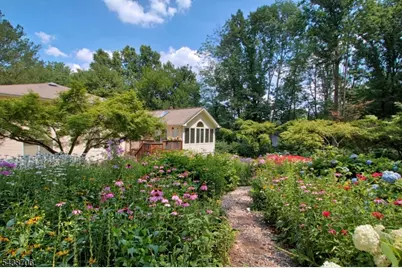 7 Southwood Dr, Parsippany, NJ 07950 - Photo 46