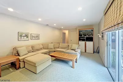 7 Southwood Dr, Parsippany, NJ 07950 - Photo 34