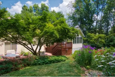 7 Southwood Dr, Parsippany, NJ 07950 - Photo 44