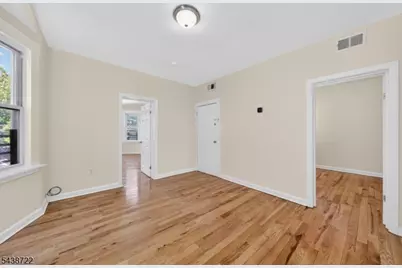 58 S 13th St #1, Newark, NJ 07107 - Photo 6