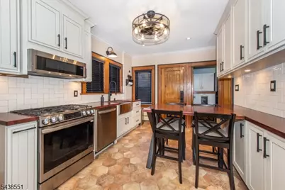 164 Day St, Clifton, NJ 07011 - Photo 8