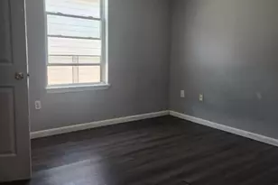 744 S 12th St, Newark, NJ 07103 - Photo 8