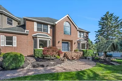 25 Solomon Dr, Bridgewater, NJ 08807 - Photo 2