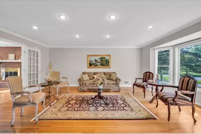 25 Solomon Dr, Bridgewater, NJ 08807 - Photo 4