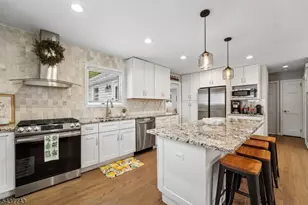 13 Crane Terrace, Verona, NJ 07044 - Photo 16