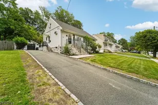 13 Crane Terrace, Verona, NJ 07044 - Photo 4