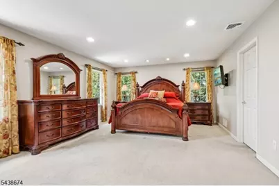 55 Sand Rd, Fairfield, NJ 07004 - Photo 16