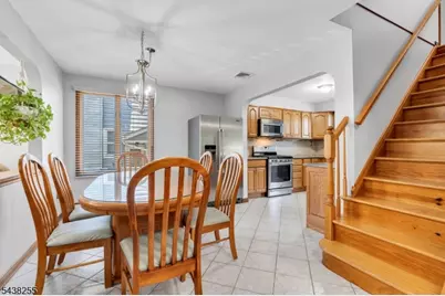 465 Ellen St, Union Township, NJ 07083 - Photo 8