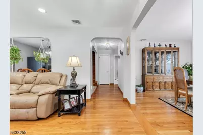 465 Ellen St, Union Township, NJ 07083 - Photo 6