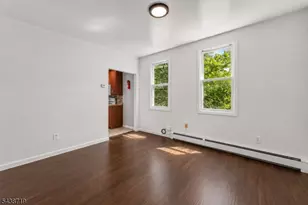 488 S 12th St, Newark, NJ 07103 - Photo 18