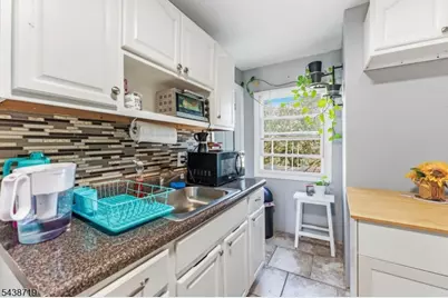 488 S 12th St, Newark, NJ 07103 - Photo 14