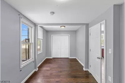 488 S 12th St, Newark, NJ 07103 - Photo 24