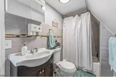 488 S 12th St, Newark, NJ 07103 - Photo 16