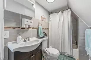 488 S 12th St, Newark, NJ 07103 - Photo 16