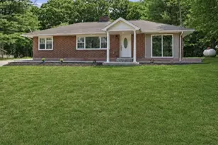 89 Armstrong Rd, Wantage, NJ 07461 - Photo 1