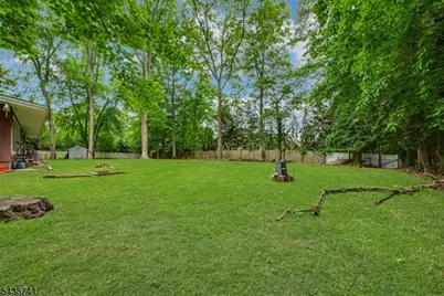 2009 E Glen Ave, Washington Township, NJ 07676 - Photo 2