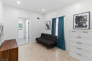 22 8th Ave, Newark, NJ 07104 - Photo 20