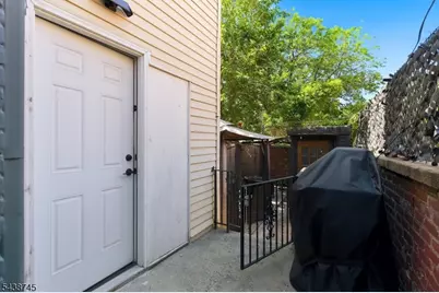 22 8th Ave, Newark, NJ 07104 - Photo 24