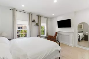 22 8th Ave, Newark, NJ 07104 - Photo 16