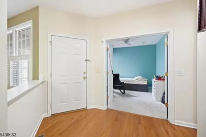 61 Schweinberg Dr, Roseland, NJ 07068 - Photo 4