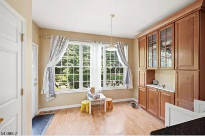 61 Schweinberg Dr, Roseland, NJ 07068 - Photo 10