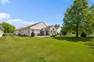 3 Daulton Dr, Franklin Township, NJ 08873 - Photo 28